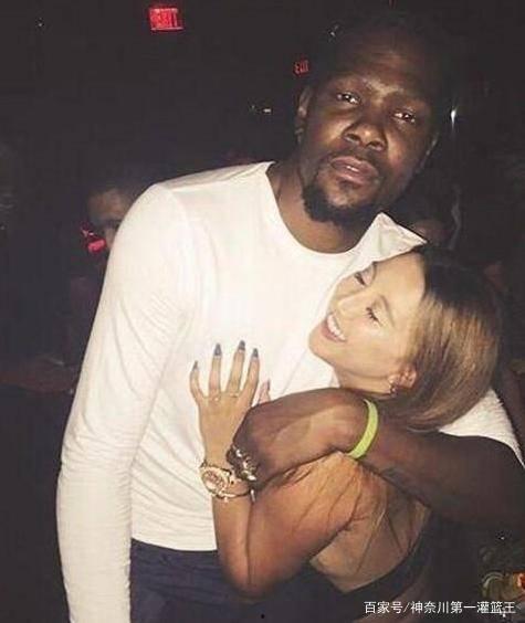 杜兰特八卦爆料了吗视频,揭秘篮球巨星背后的故事